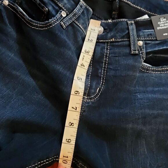 Silver Jeans Co. Women's Suki Mid Rise Curvy Fit Straight Leg Jeans W32x33 - Picture 3 of 16